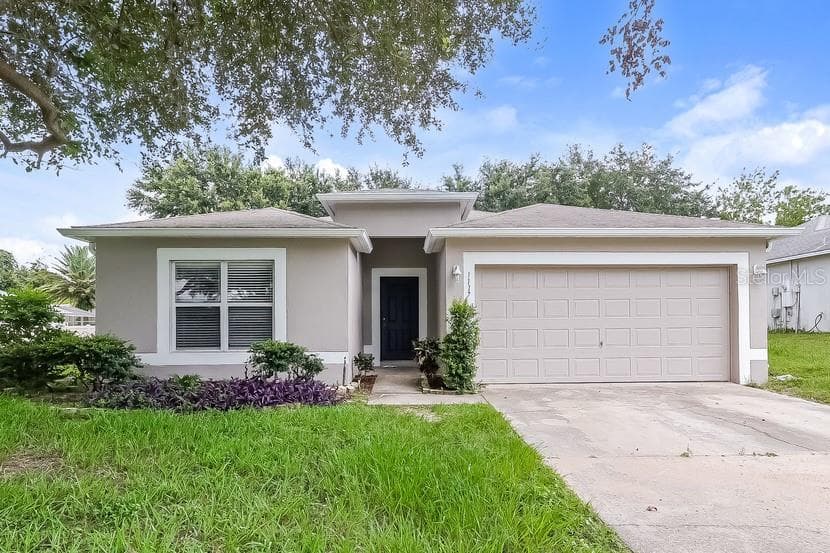 1117 WINDY BLUFF DRIVE MINNEOLA, FL 34715