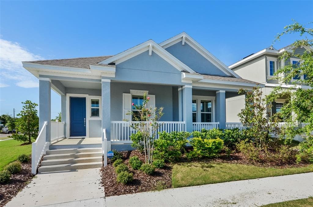 824 WINTERSIDE DRIVE