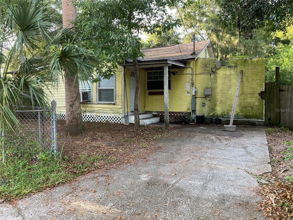5302 LIME AVENUE SEFFNER, FL 33584