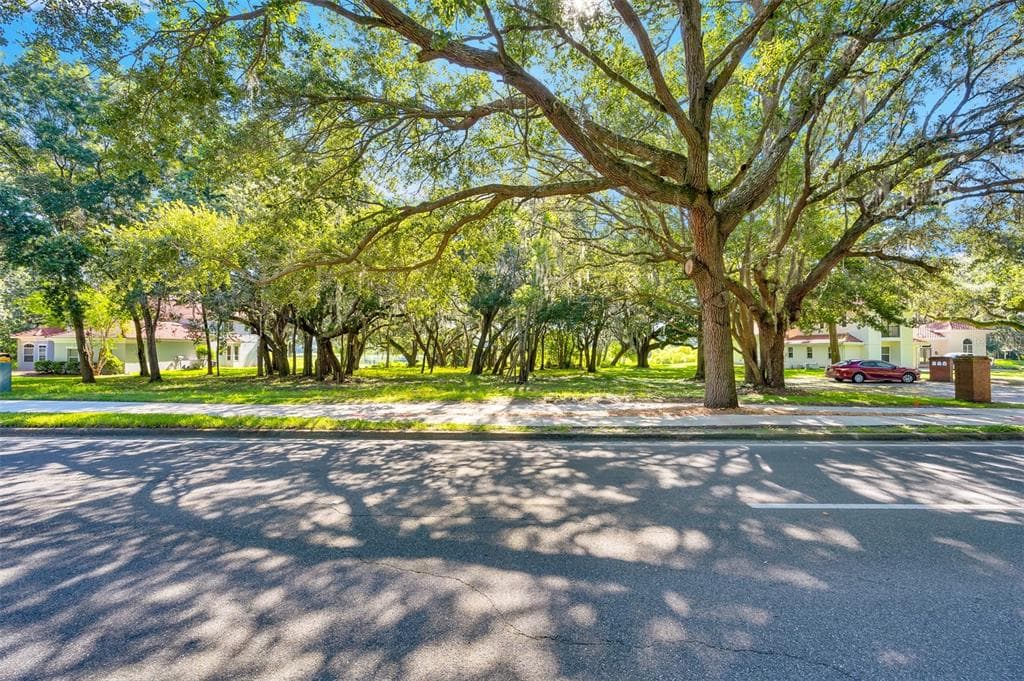5232 GOLF LINKS BOULEVARD ZEPHYRHILLS, FL 33541