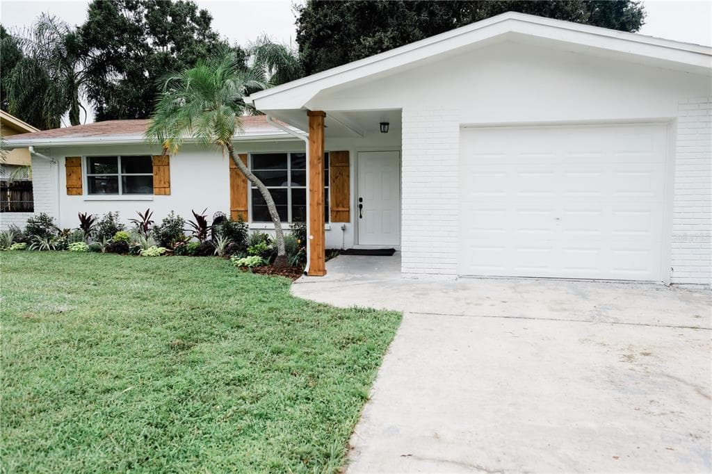 1804 FOREST DRIVE