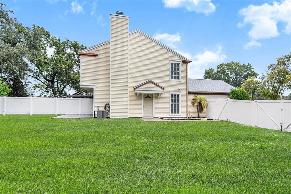 6239 OAK CLUSTER CIRCLE TAMPA, FL 33634