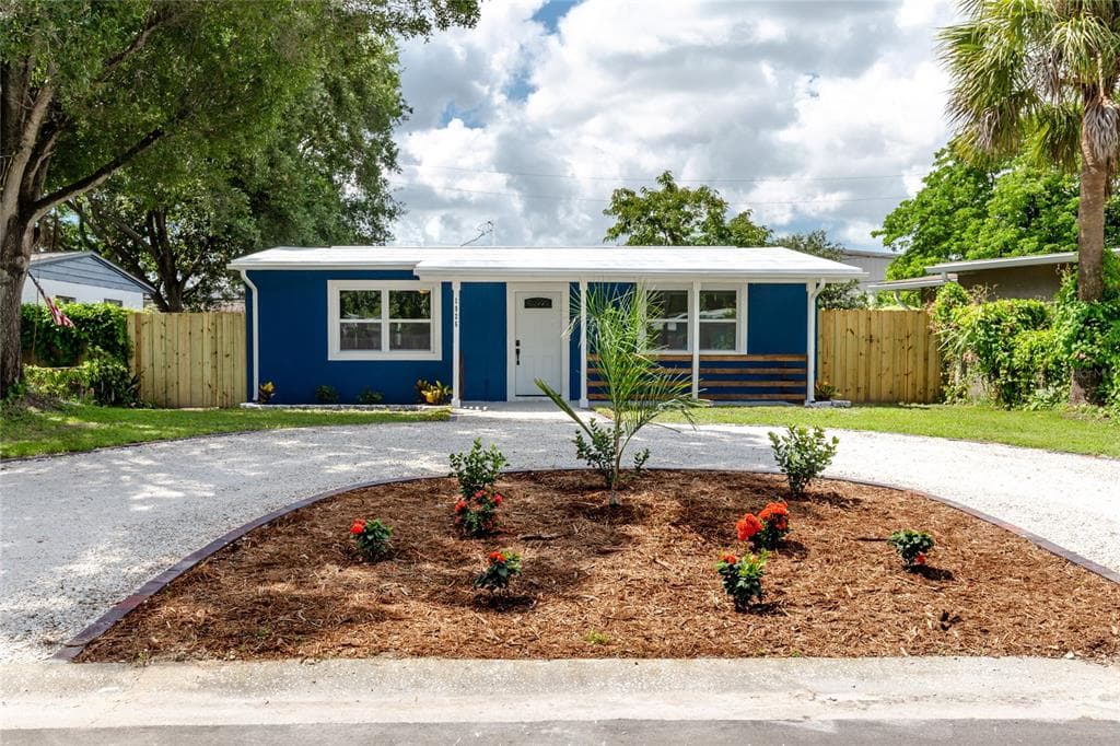 1926 16TH AVENUE N ST PETERSBURG, FL 33713