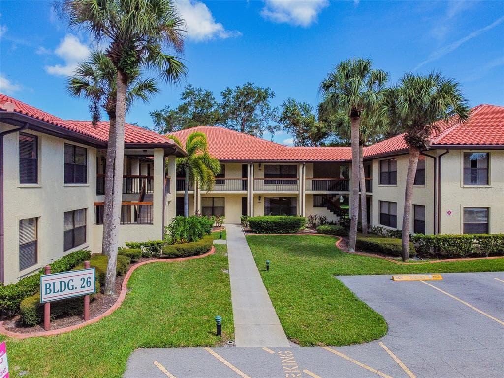 2605 HAMMOCK COURT UNIT 2605