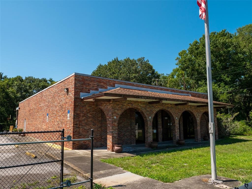 8602 TARPON SPRINGS ROAD ODESSA, FL 33556