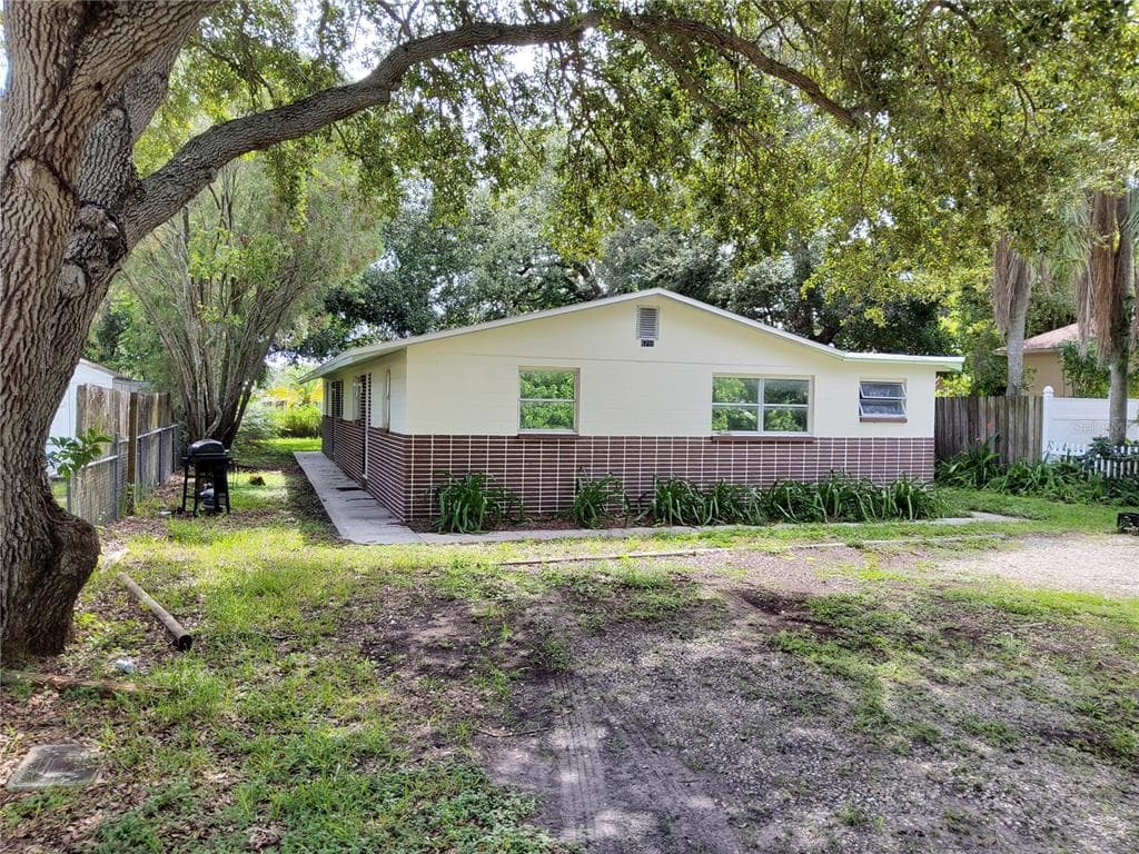 6791 105TH LANE SEMINOLE, FL 33772