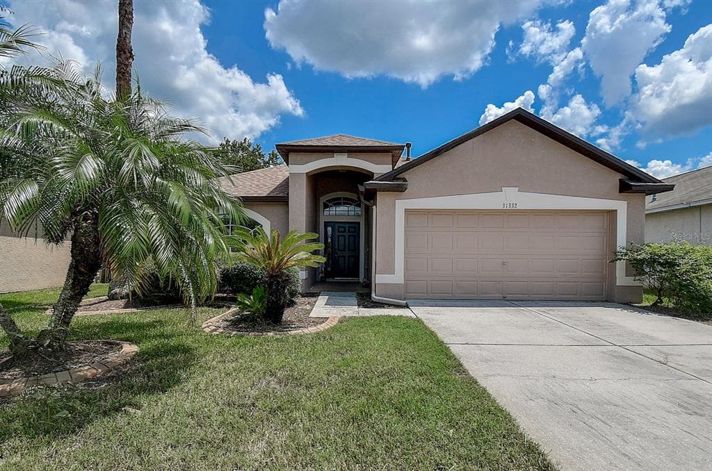 31332 CHATTERLY DRIVE WESLEY CHAPEL, FL 33543