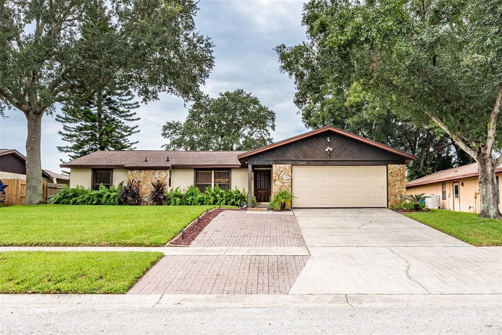 1412 SHADOW BAY LANE BRANDON, FL 33510