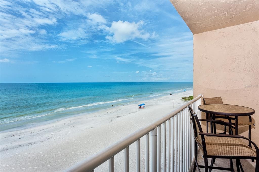 18650 GULF BOULEVARD UNIT 410 INDIAN SHORES, FL 33785