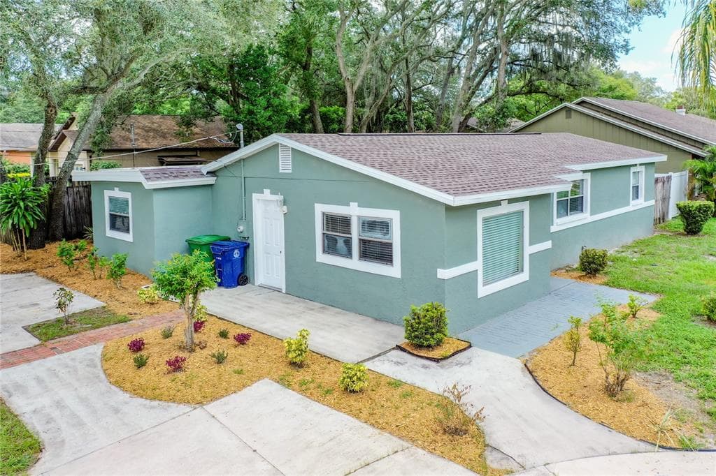 4700 SERENA DRIVE TAMPA, FL 33617
