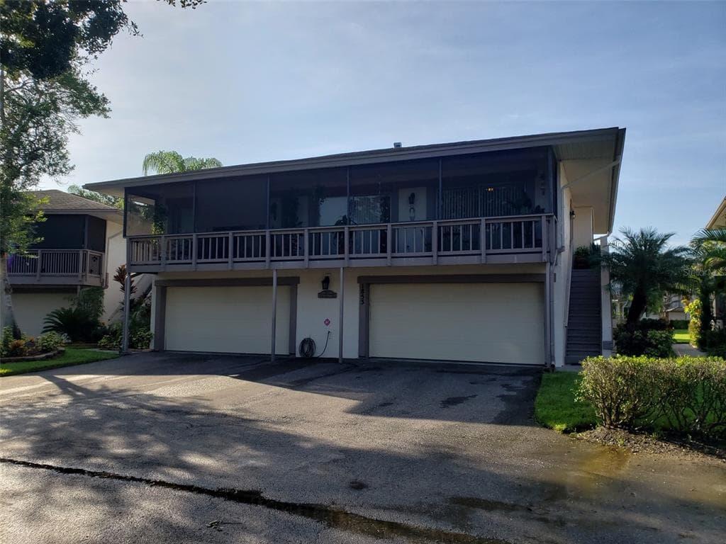 1853 BOUGH AVENUE UNIT D CLEARWATER, FL 33760