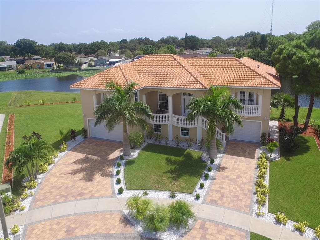8317 CHEYENNE DRIVE SEMINOLE, FL 33777
