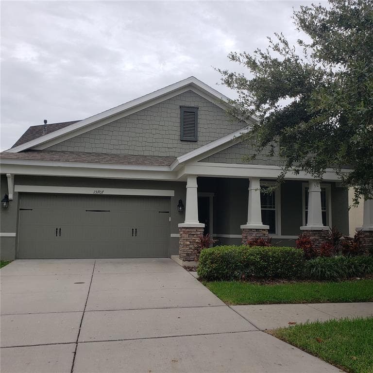 15707 OAKLEAF RUN DRIVE LITHIA, FL 33547