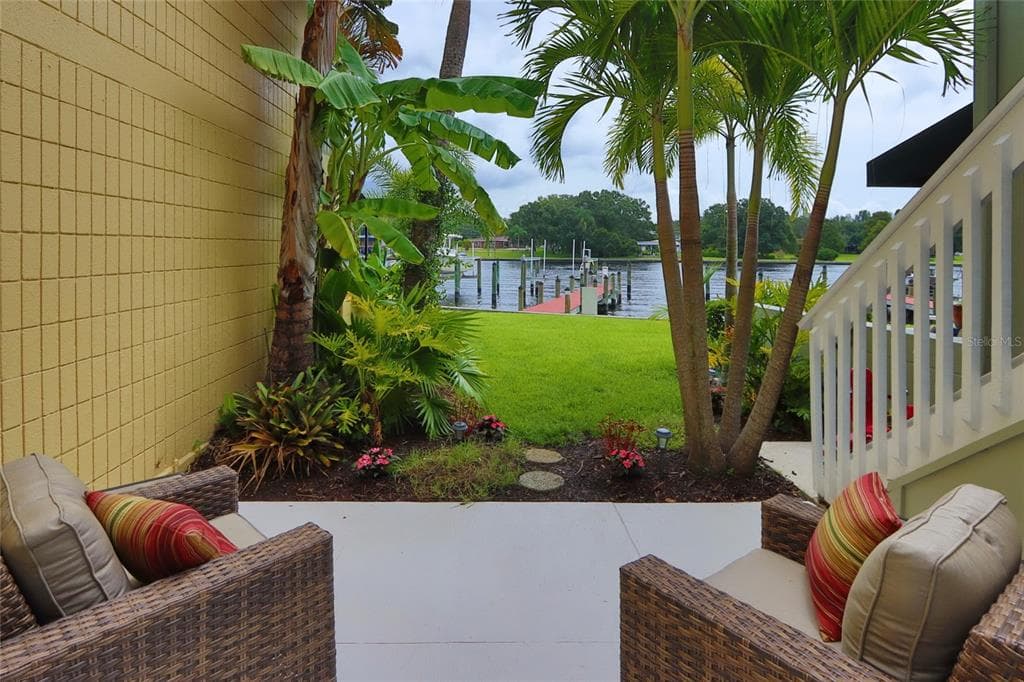 2424 W TAMPA BAY BOULEVARD UNIT G103 TAMPA, FL 33607