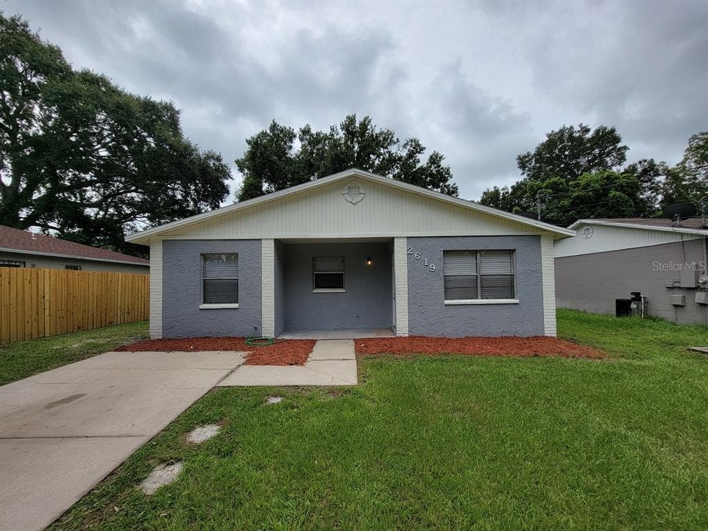 2619 E CAYUGA STREET TAMPA, FL 33610