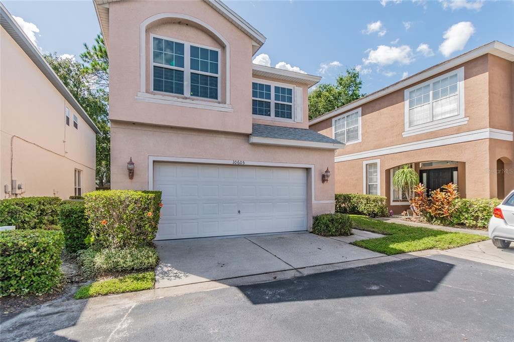 10605 ASHTEAD WOOD COURT TAMPA, FL 33626