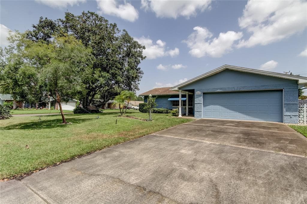 10449 112TH WAY N LARGO, FL 33778