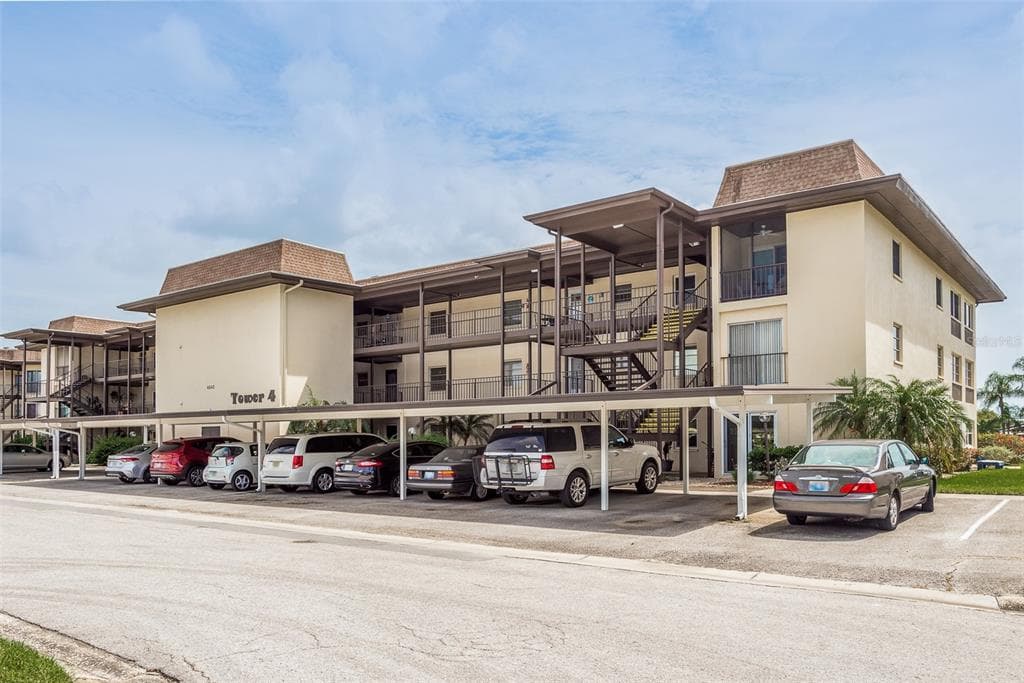 4542 GARNET DRIVE UNIT 203 NEW PORT RICHEY, FL 34652