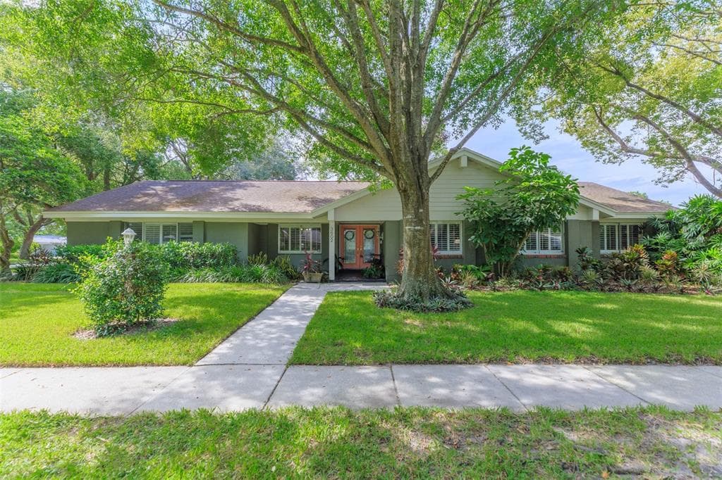 3602 PRUNUS PLACE TAMPA, FL 33618