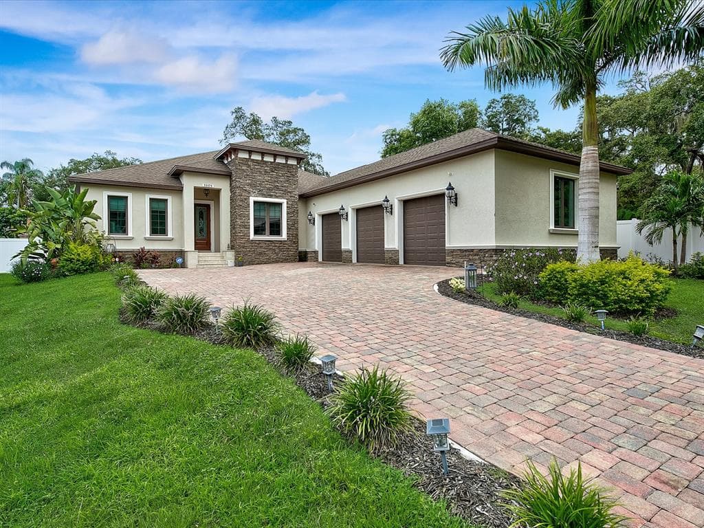 11171 53RD AVENUE N ST PETERSBURG, FL 33708