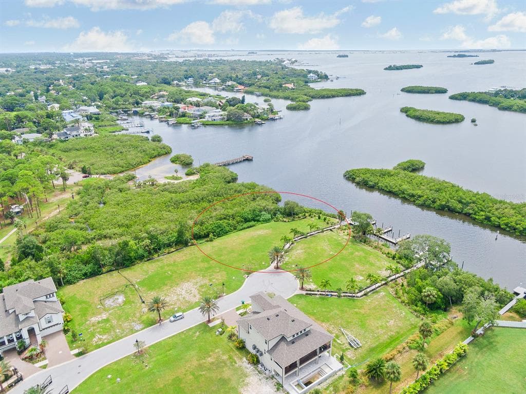 744 HARBOR PALMS COURT PALM HARBOR, FL 34683