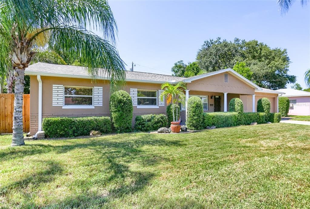6256 28TH TERRACE N ST PETERSBURG, FL 33710