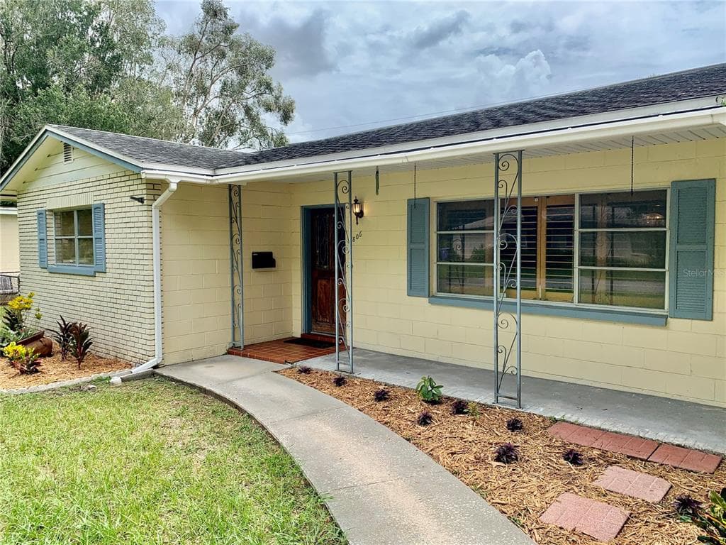 2806 W SITKA STREET TAMPA, FL 33614