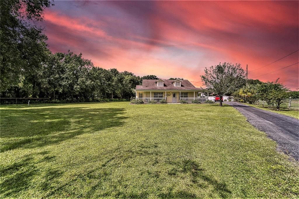 1623 6TH STREET SE RUSKIN, FL 33570