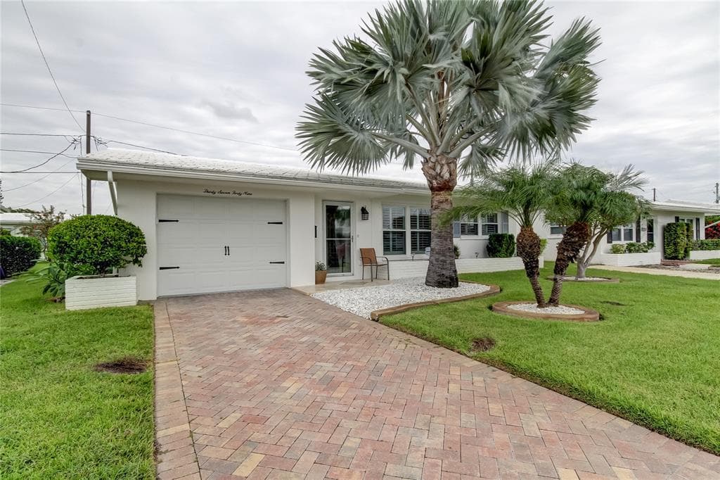 3749 97TH TERRACE N UNIT 3 PINELLAS PARK, FL 33782