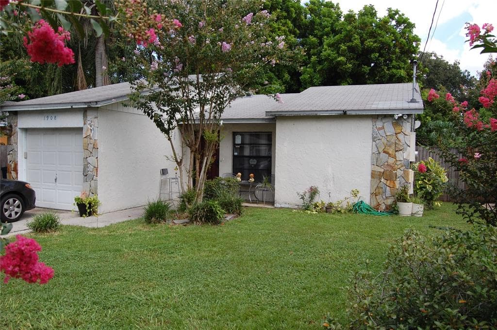 1908 E NEW ORLEANS AVENUE TAMPA, FL 33610