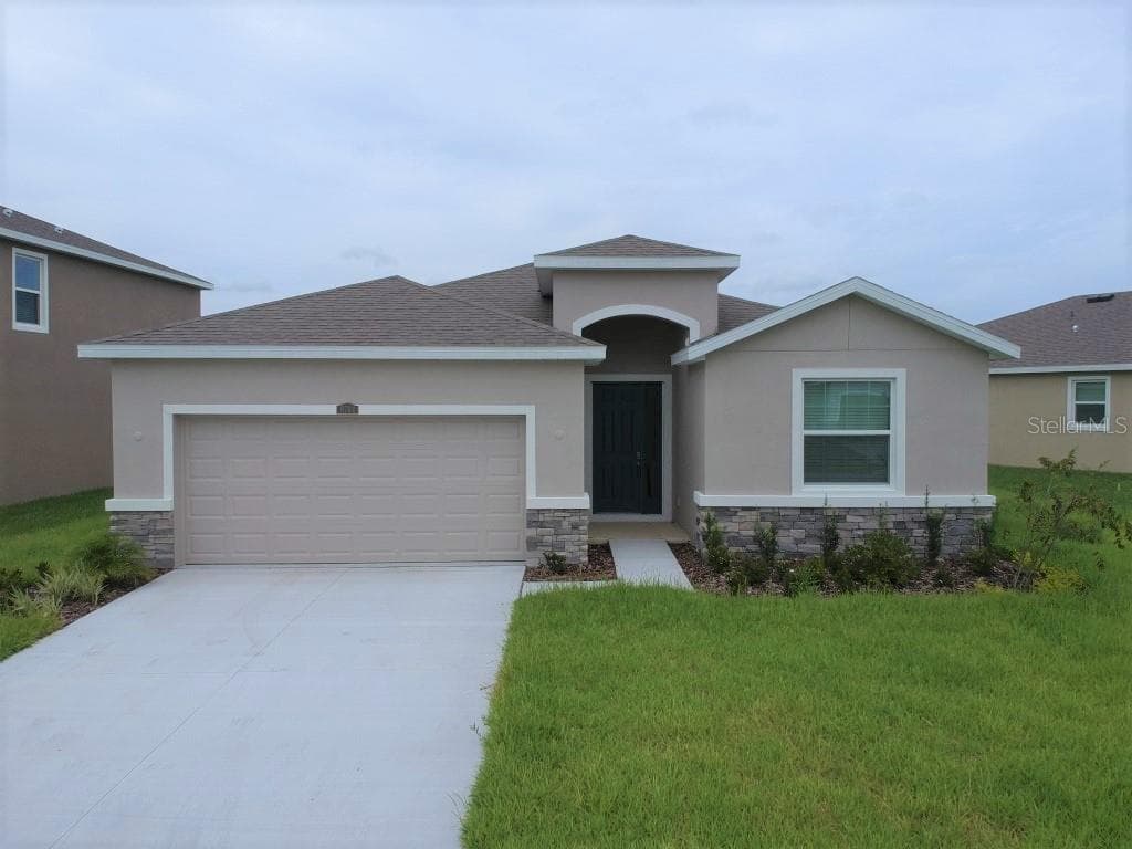 8704 BOWER BASS CIRCLE WESLEY CHAPEL, FL 33545