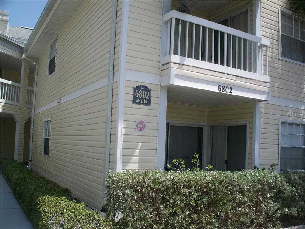 6802 STONES THROW CIRCLE N UNIT 14101 ST PETERSBURG, FL 33710
