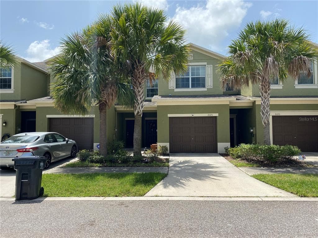 2025 HAWKS VIEW DRIVE RUSKIN, FL 33570
