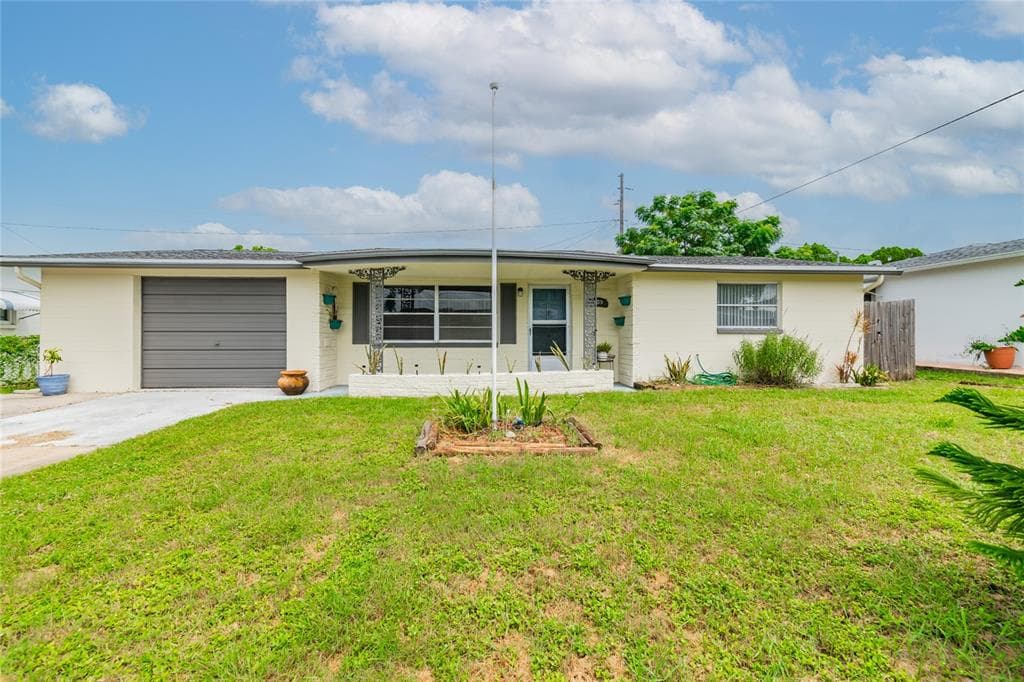 5109 LOFTON DRIVE NEW PORT RICHEY, FL 34652