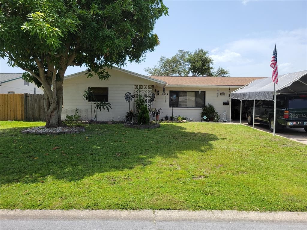 9894 110TH LANE SEMINOLE, FL 33772