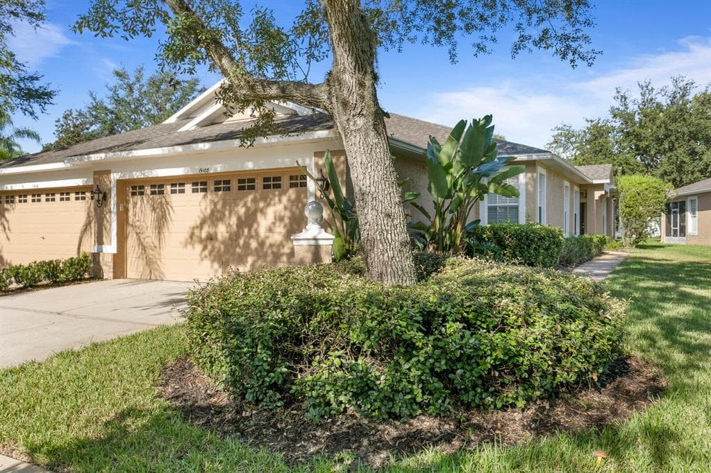 19108 LAKE AUDUBON DRIVE TAMPA, FL 33647