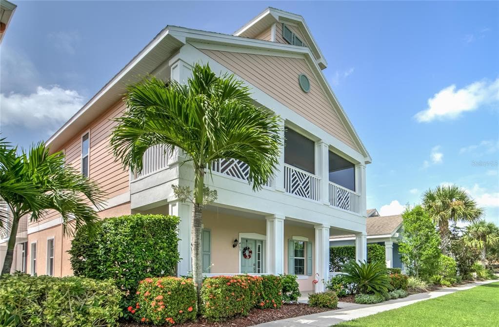 409 WINTERSIDE DRIVE APOLLO BEACH, FL 33572