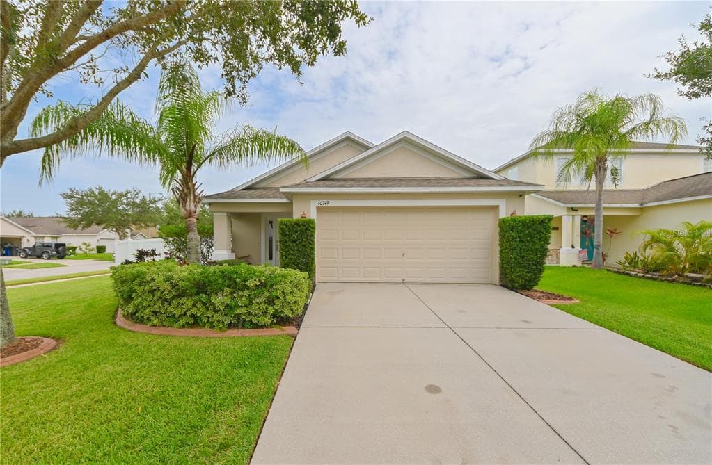 10749 SHADY PRESERVE DRIVE