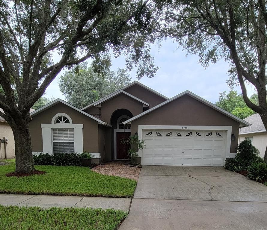 2522 CLARESIDE DRIVE