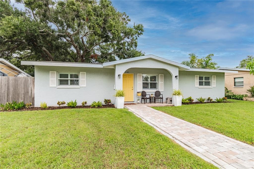 481 41ST AVENUE NE ST PETERSBURG, FL 33703