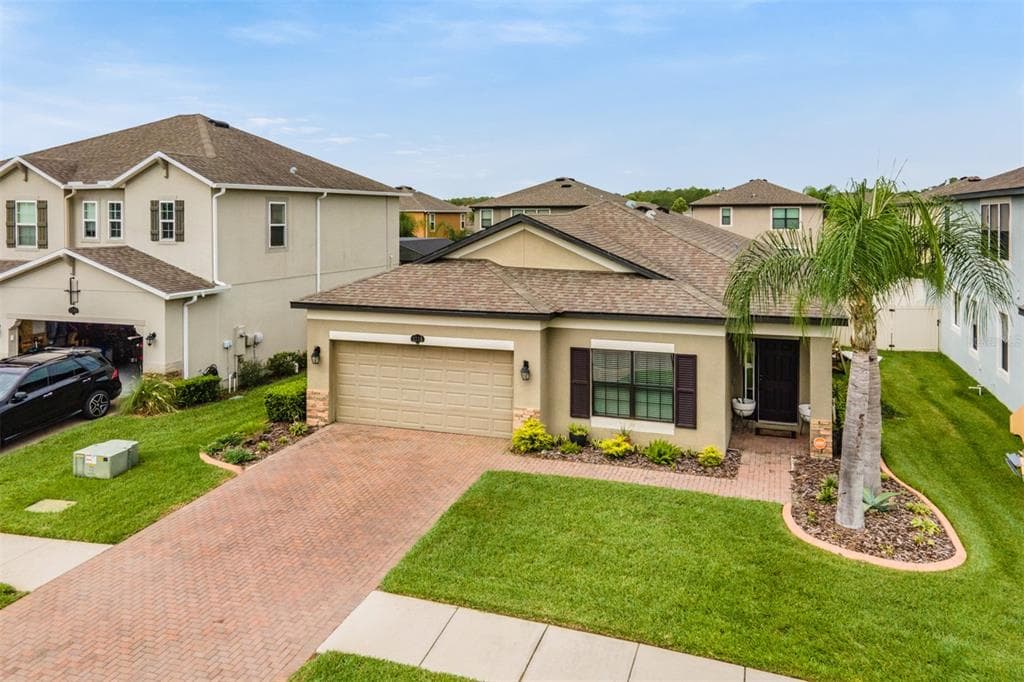 1715 NATURE VIEW DRIVE LUTZ, FL 33558