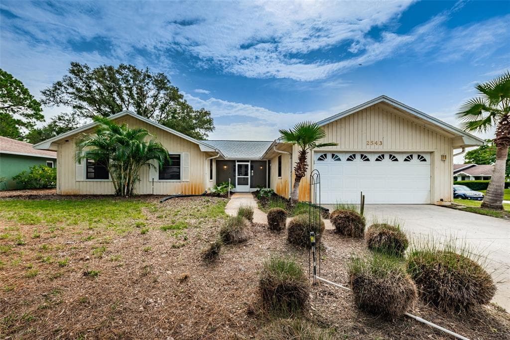 2543 REDWOOD WAY CLEARWATER, FL 33761