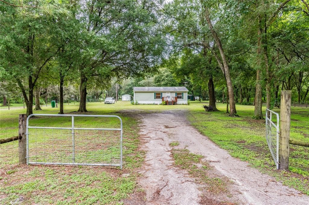 3612 RYANS LANE ZEPHYRHILLS, FL 33541