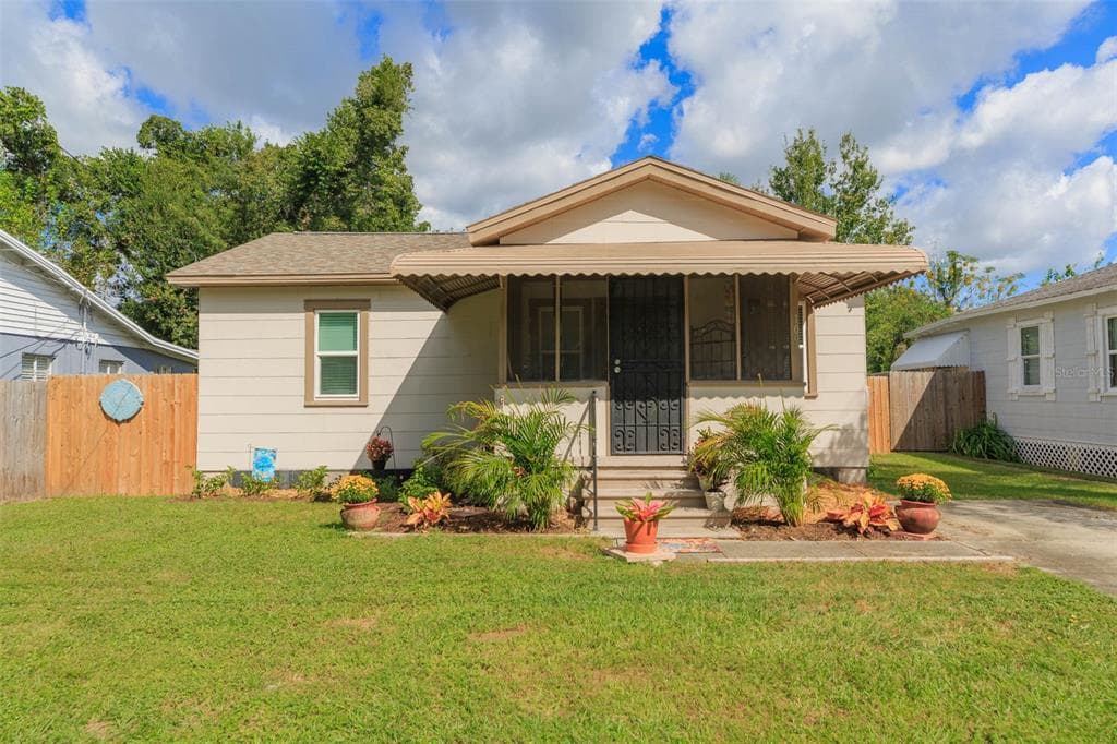 109 W SOUTH AVENUE TAMPA, FL 33603