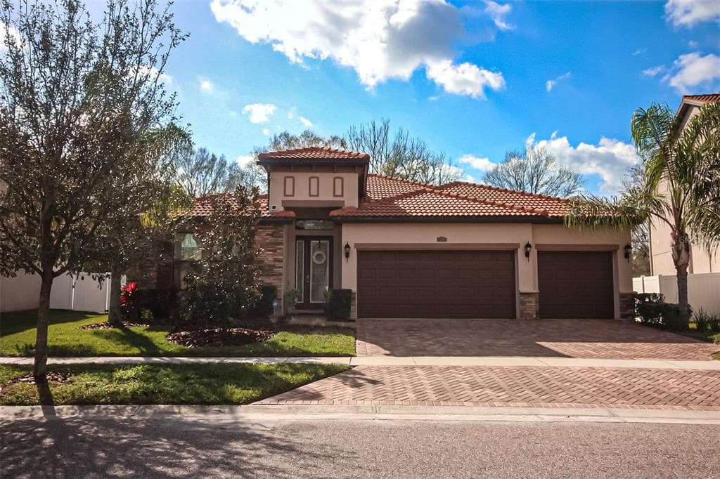 2589 CALVANO DRIVE LAND O LAKES, FL 34639