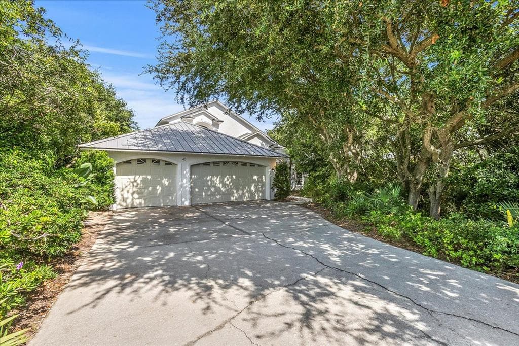 40 COASTAL OAKS CIRCLE PONCE INLET, FL 32127