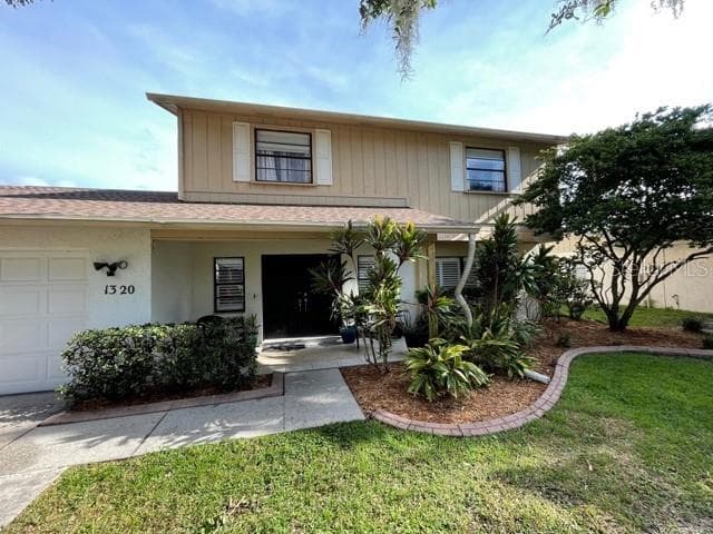 1320 CORNER OAKS DRIVE
