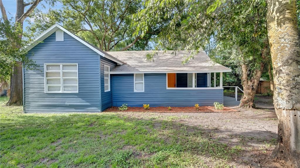 1806 E CALHOUN STREET PLANT CITY, FL 33563