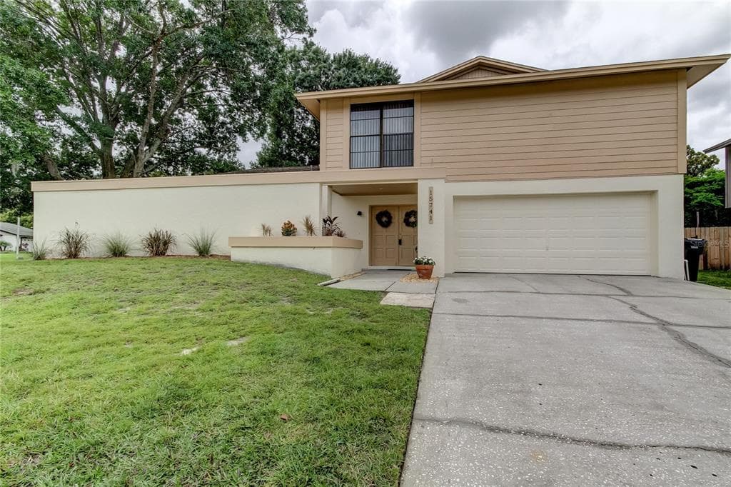 15741 GARDENSIDE LANE TAMPA, FL 33624