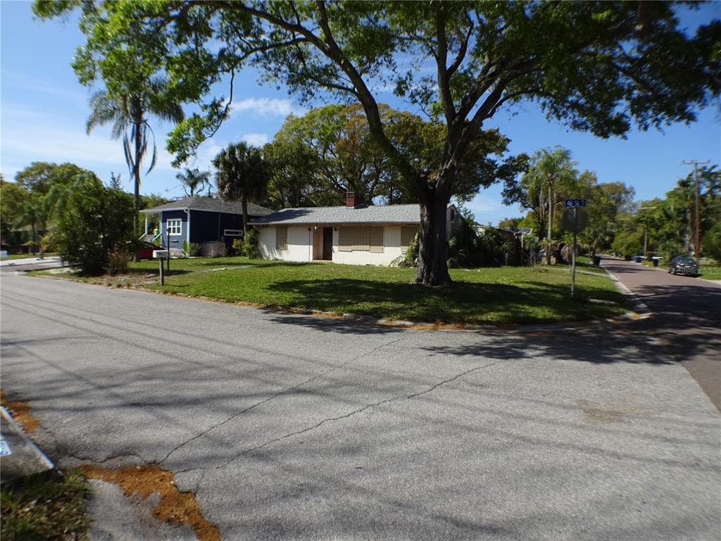 2601 46TH STREET S GULFPORT, FL 33711